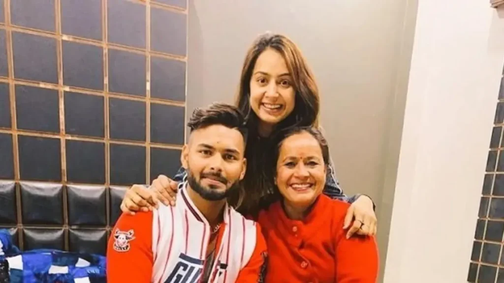 Rishabh Pant Bio